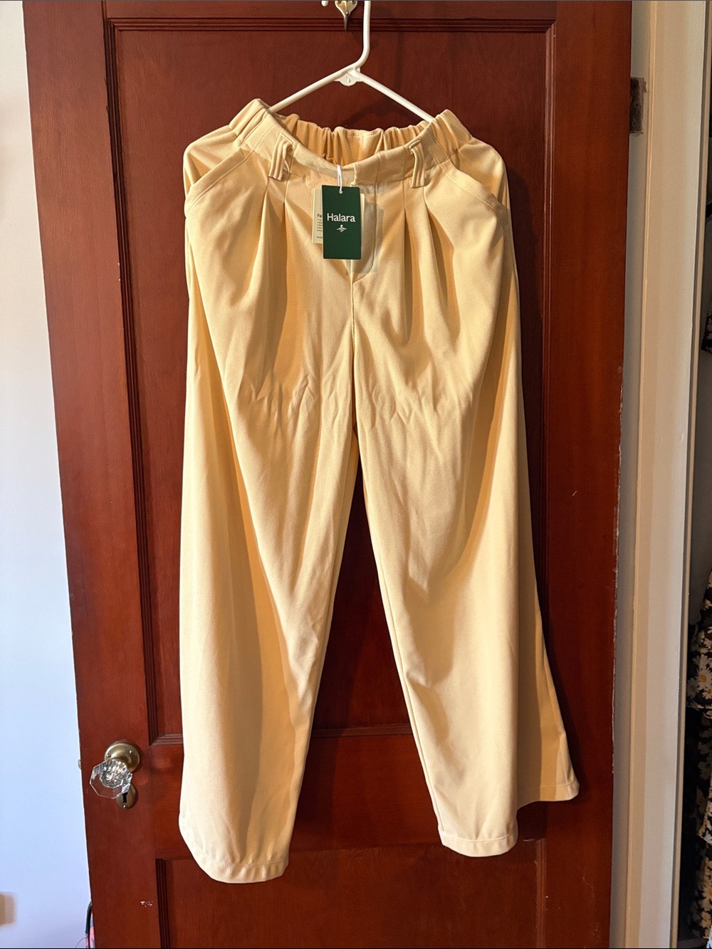HALARA Pale Yellow Wide Leg Pull-On Pants